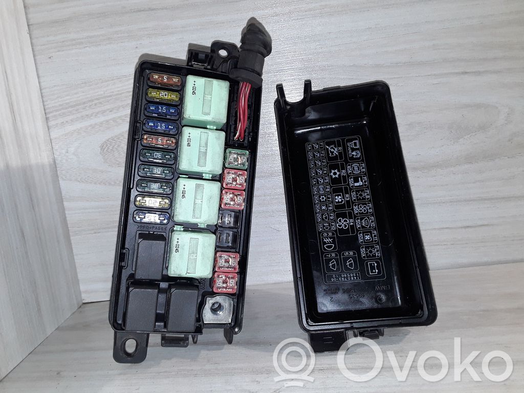 Mini One - Cooper R50 - 53 Fuse module 