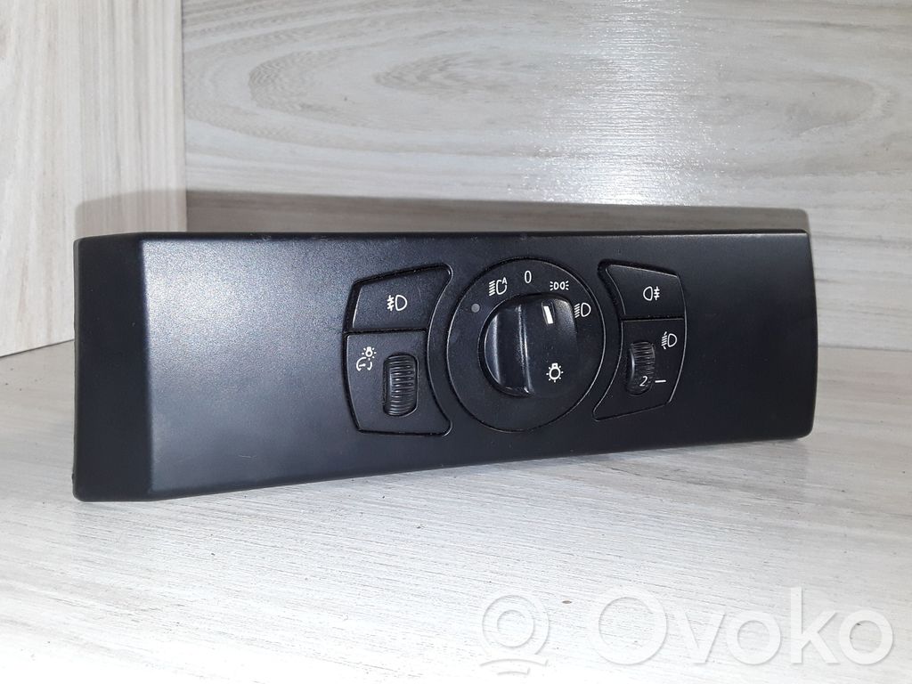 BMW 5 E60 E61 Przełącznik świateł 