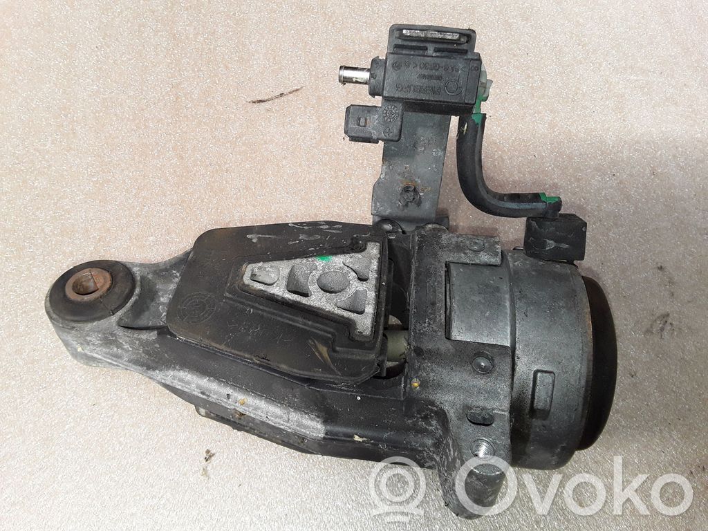 Citroen C5 Engine mount bracket 