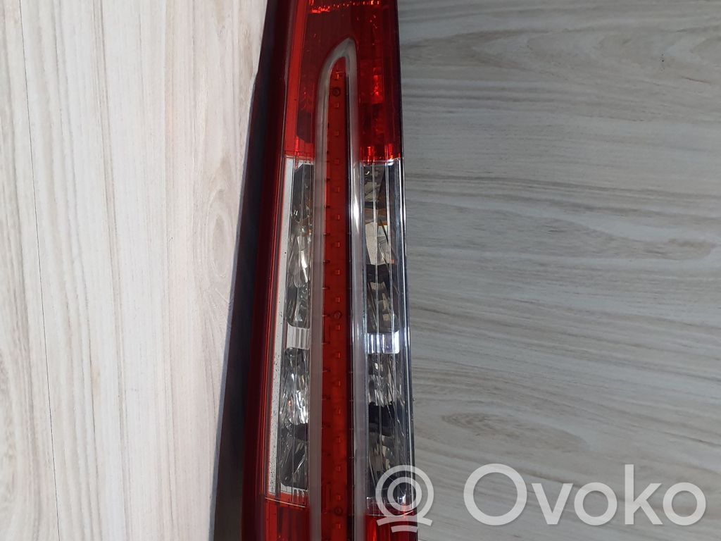 Rear/tail lights