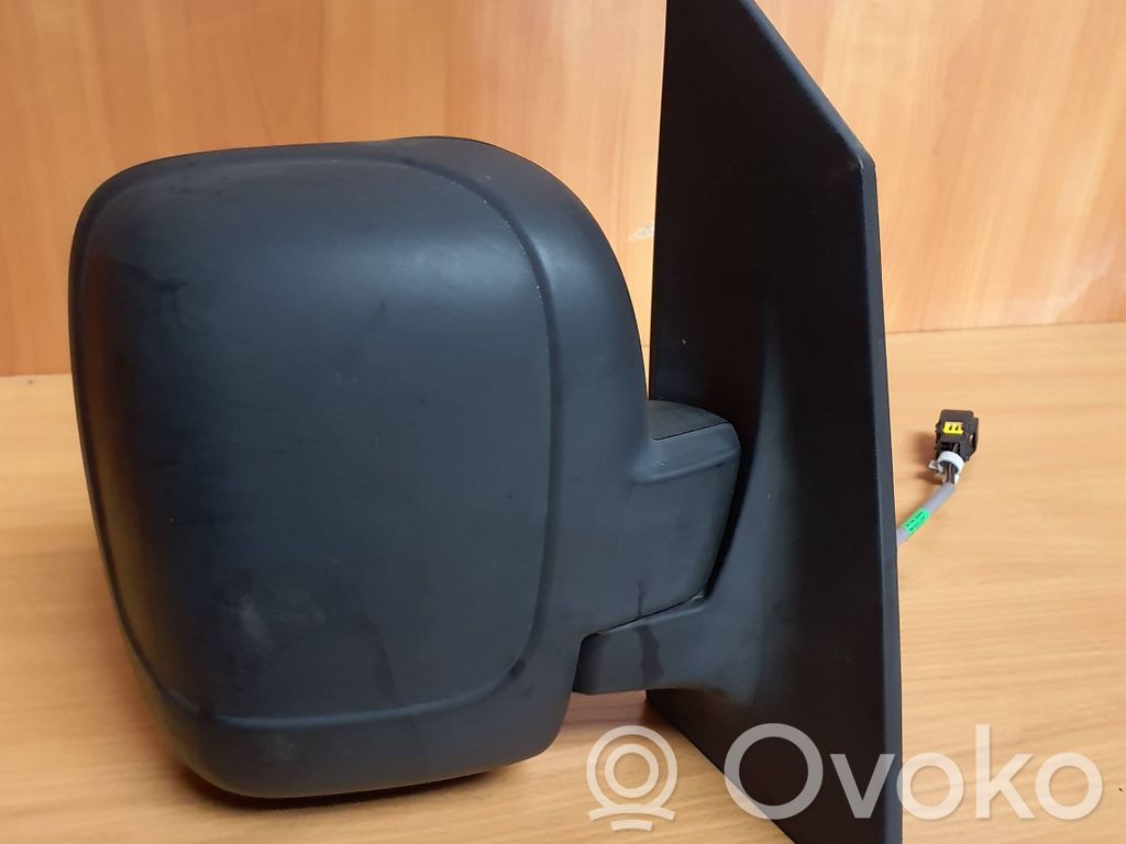 Peugeot Expert Front door electric wing mirror 