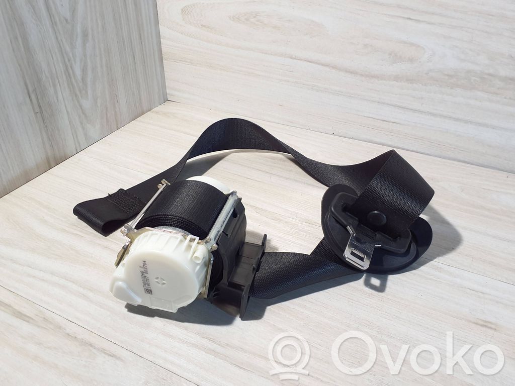 BMW 1 E81 E87 Front seatbelt 