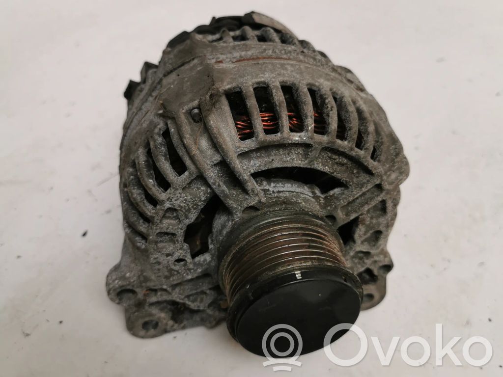 Volkswagen Golf V Generatorius 