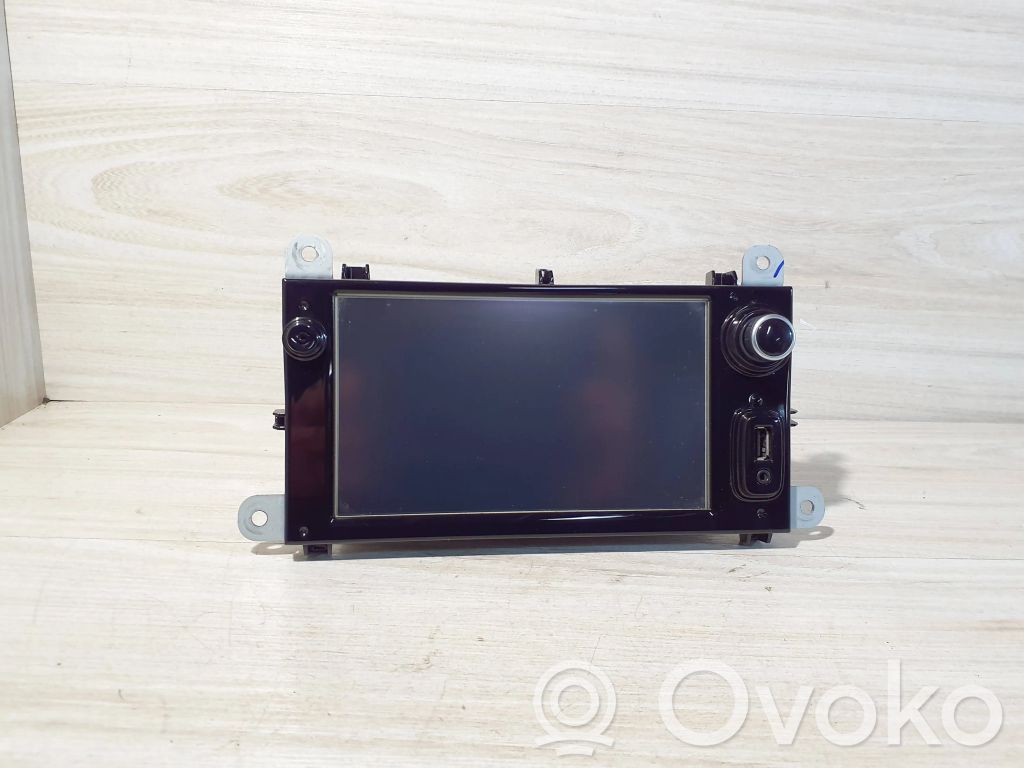 Renault Clio IV Radio/CD/DVD/GPS head unit 