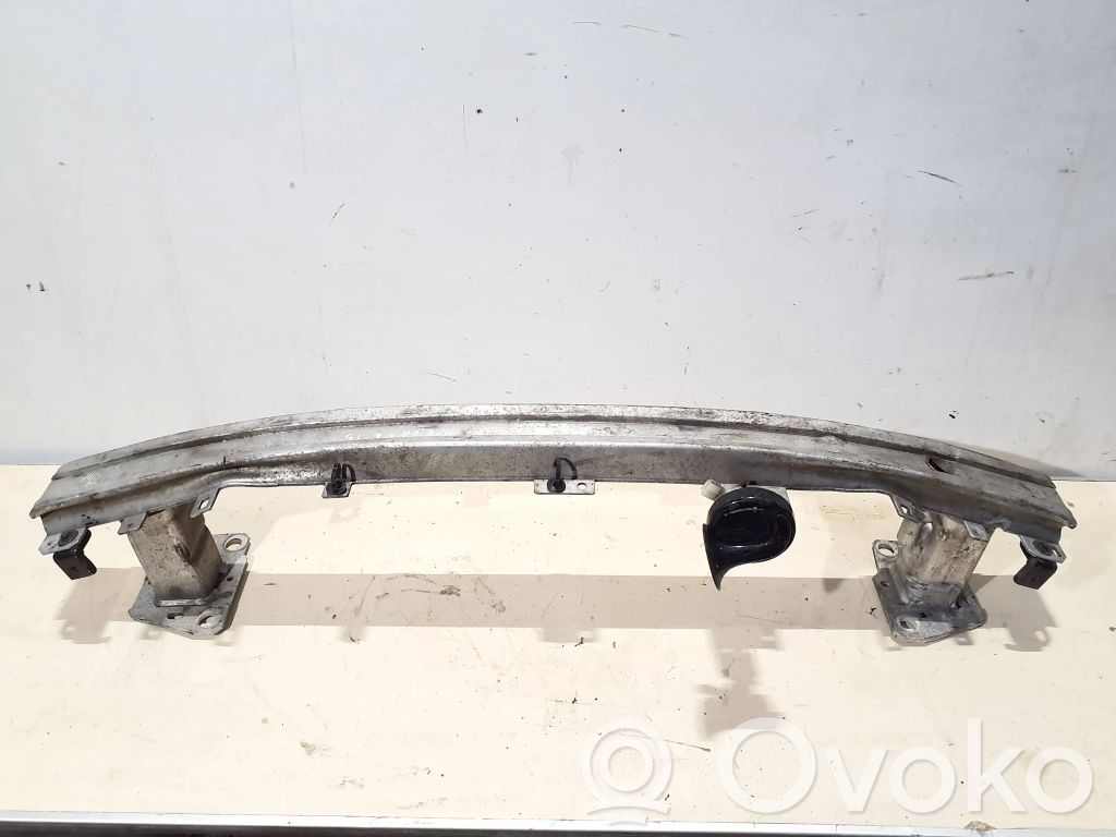 Renault Megane III Front bumper cross member 