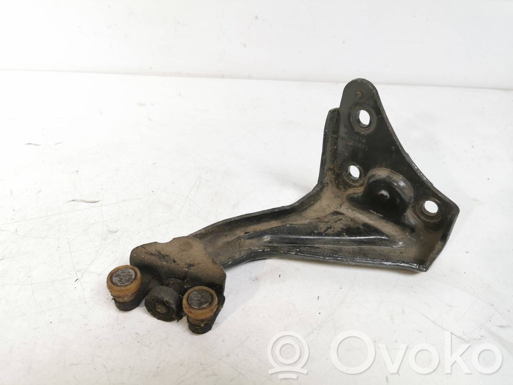 Citroen Jumpy Sliding door lower roller guide/hinge 