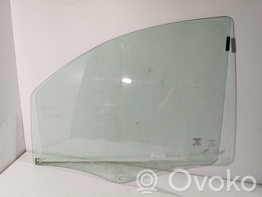 Peugeot Bipper Front door window glass four-door 