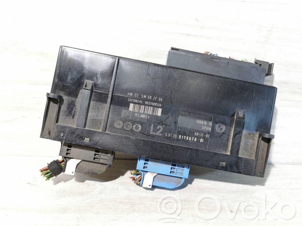 BMW 1 E81 E87 Komforto modulis 