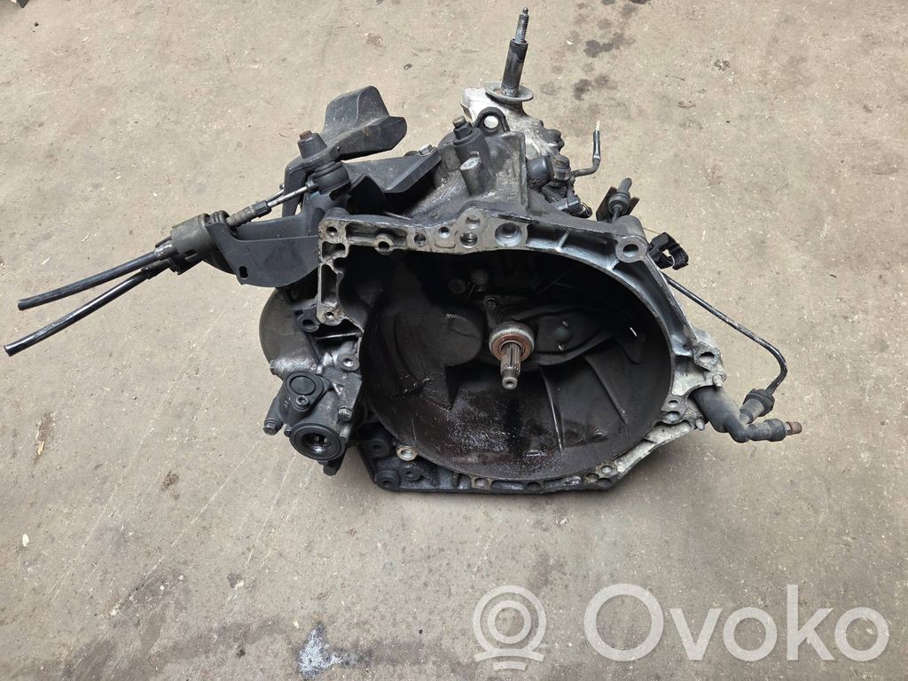 Peugeot Expert Manual 5 speed gearbox 