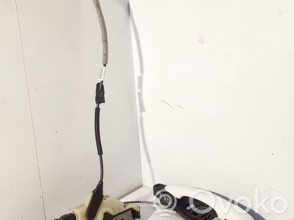 Citroen C4 II Front door lock 