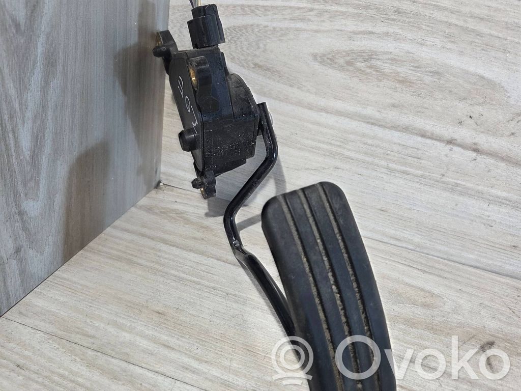 Renault Zoe Pedał gazu / przyspieszenia 