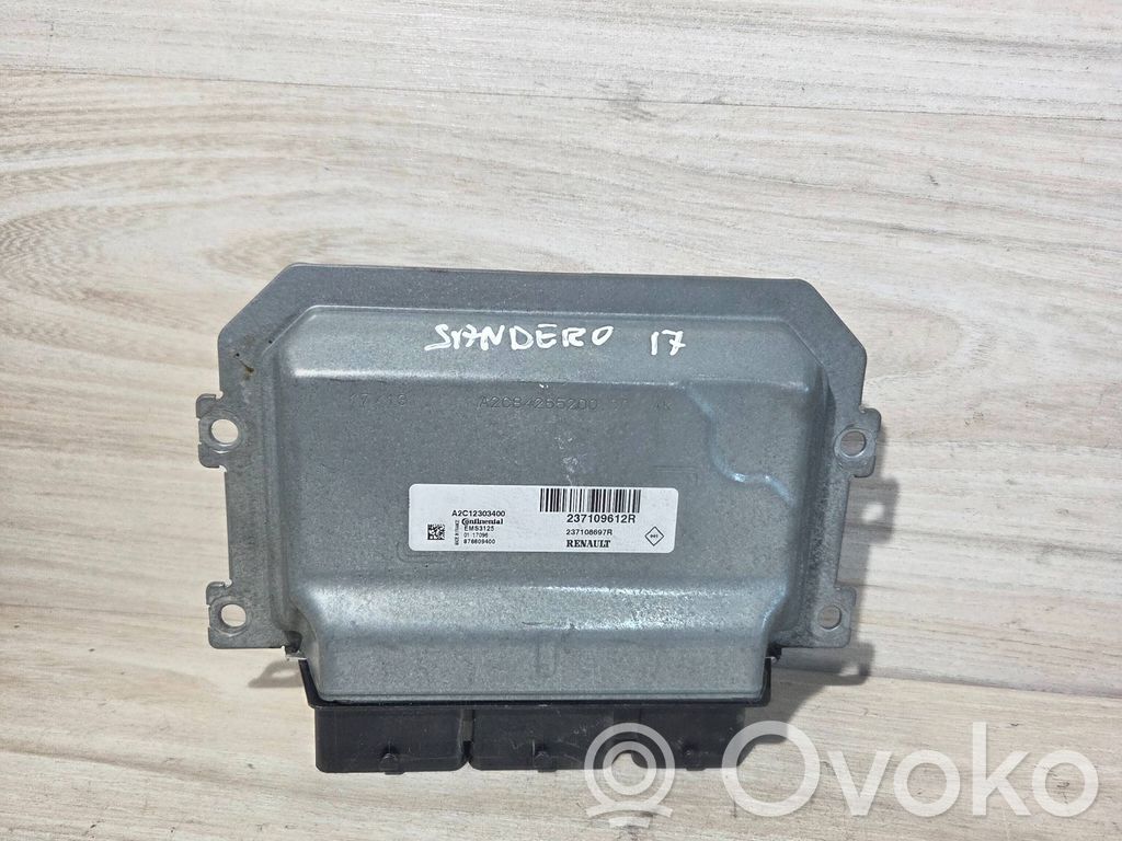 Dacia Sandero II Engine control unit/module 