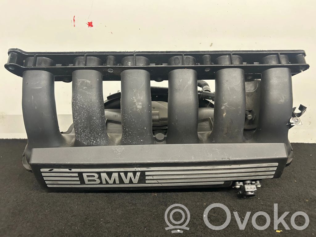 BMW 5 E60 E61 Ieplūdes kolektors 