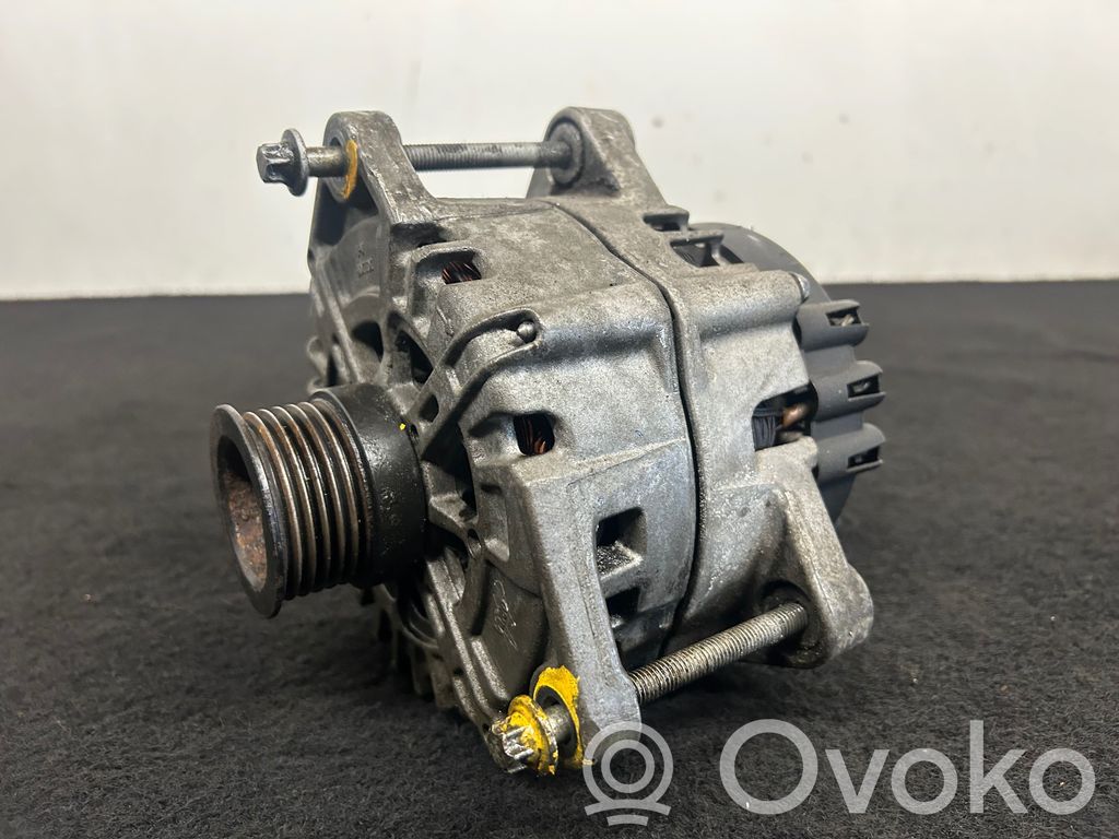 Mercedes-Benz E W212 Alternador 