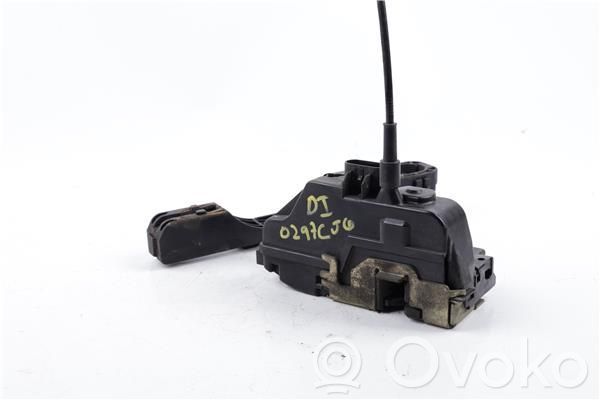 Nissan Primera Front door lock 