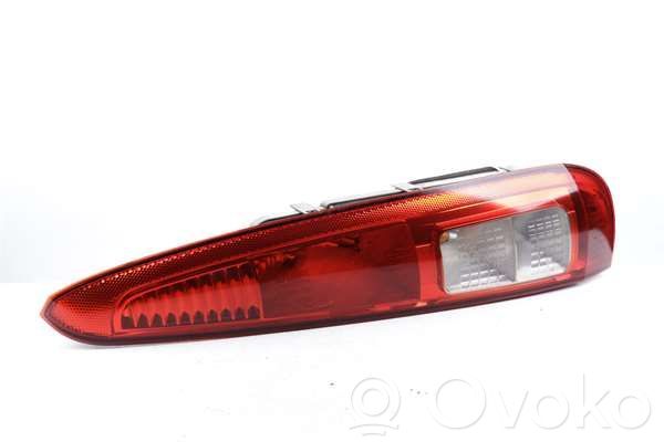 Takavalon polttimo   6N1113A602AA