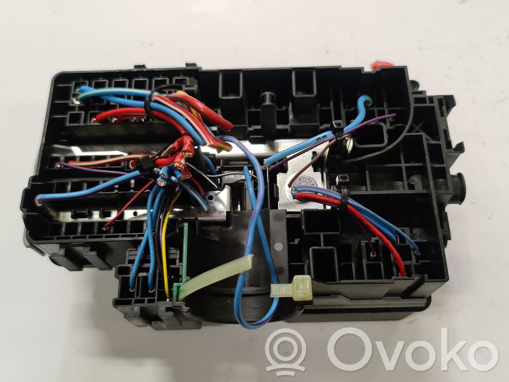 Volvo S90, V90 Sulakemoduuli 