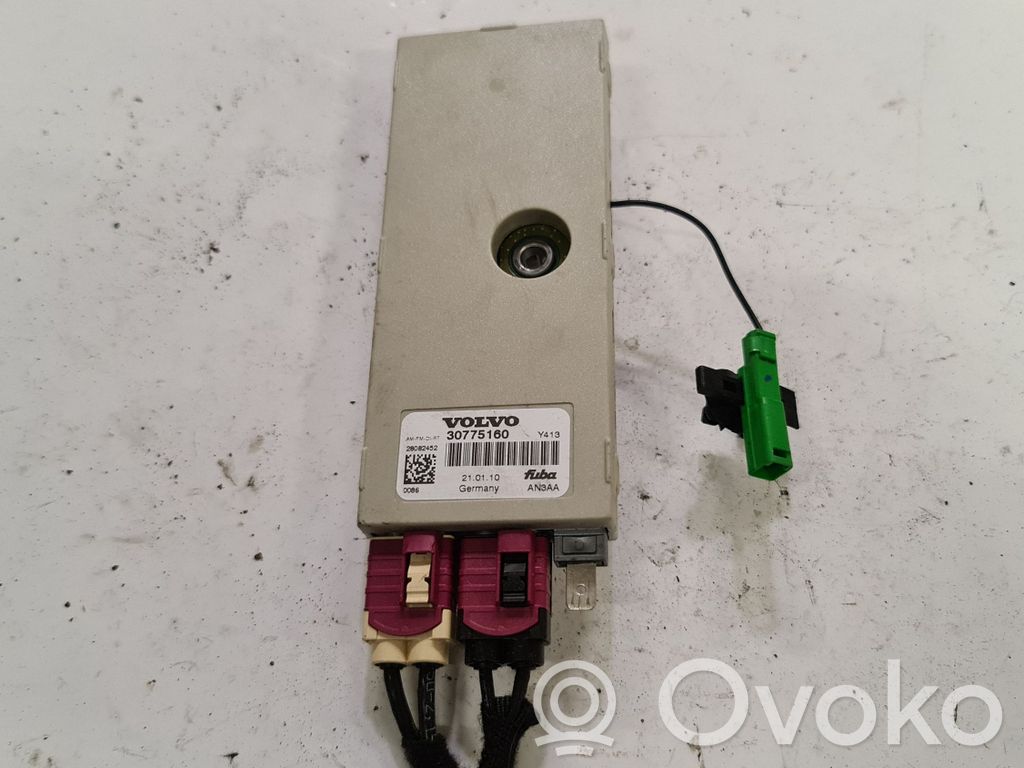 Volvo XC60 Antenos stiprintuvas 