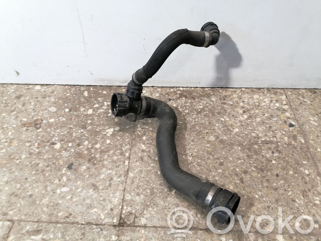 BMW X5 E70 Engine coolant pipe/hose 