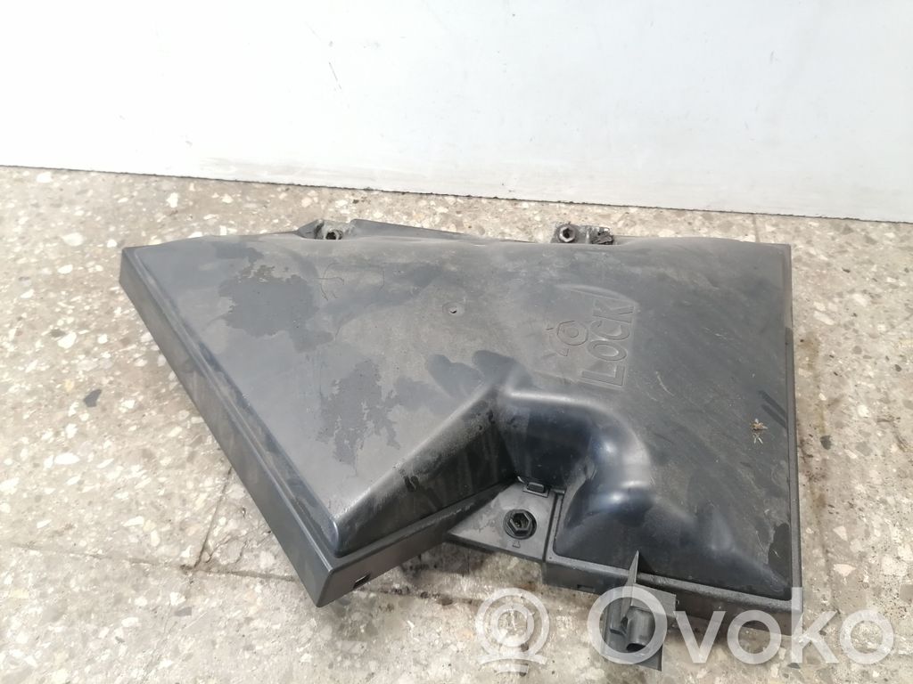 BMW X5 E70 Einzelteil Verkleidung Innenraumfilter 