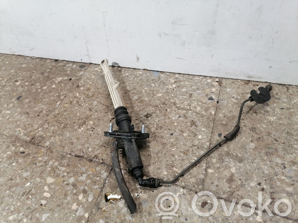 Volvo V70 Kytkimen pääsylinteri 