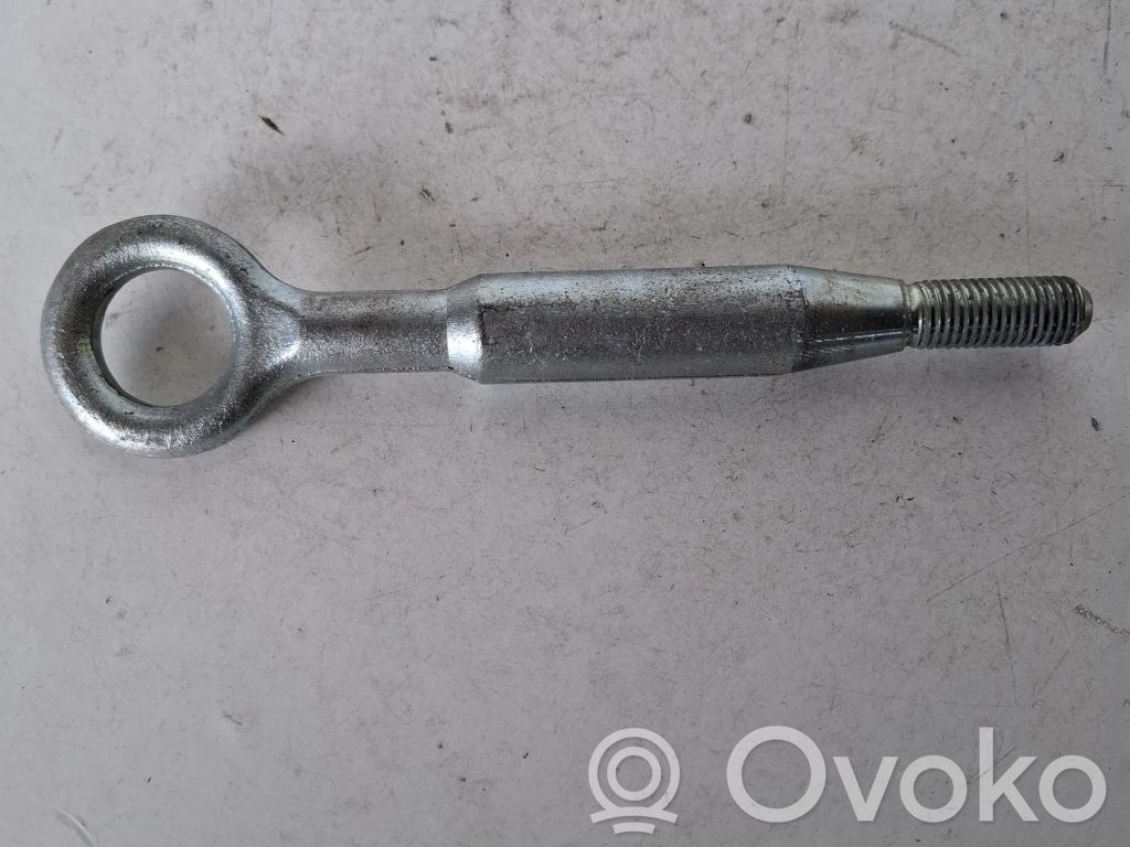 Volvo XC70 Anillo de remolque 