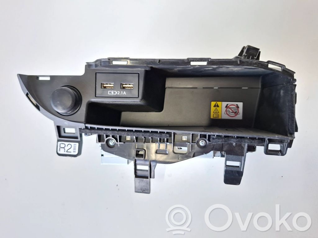 Lexus RX 450H Wireless charging module 