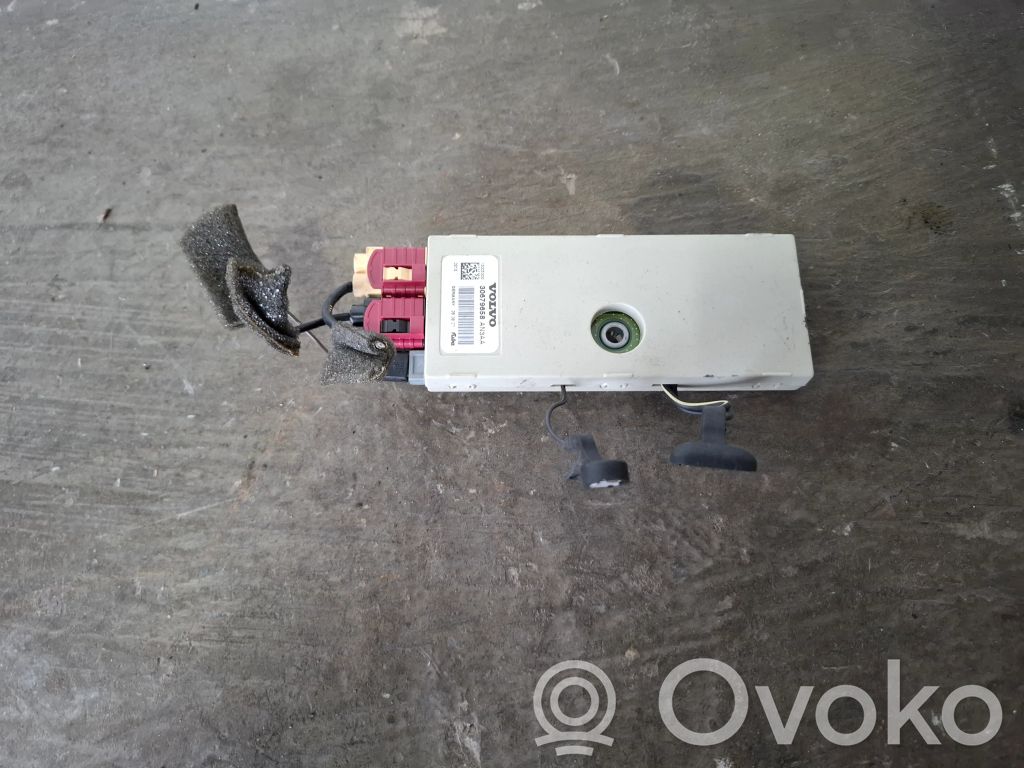 Volvo XC70 Antenos valdymo blokas 