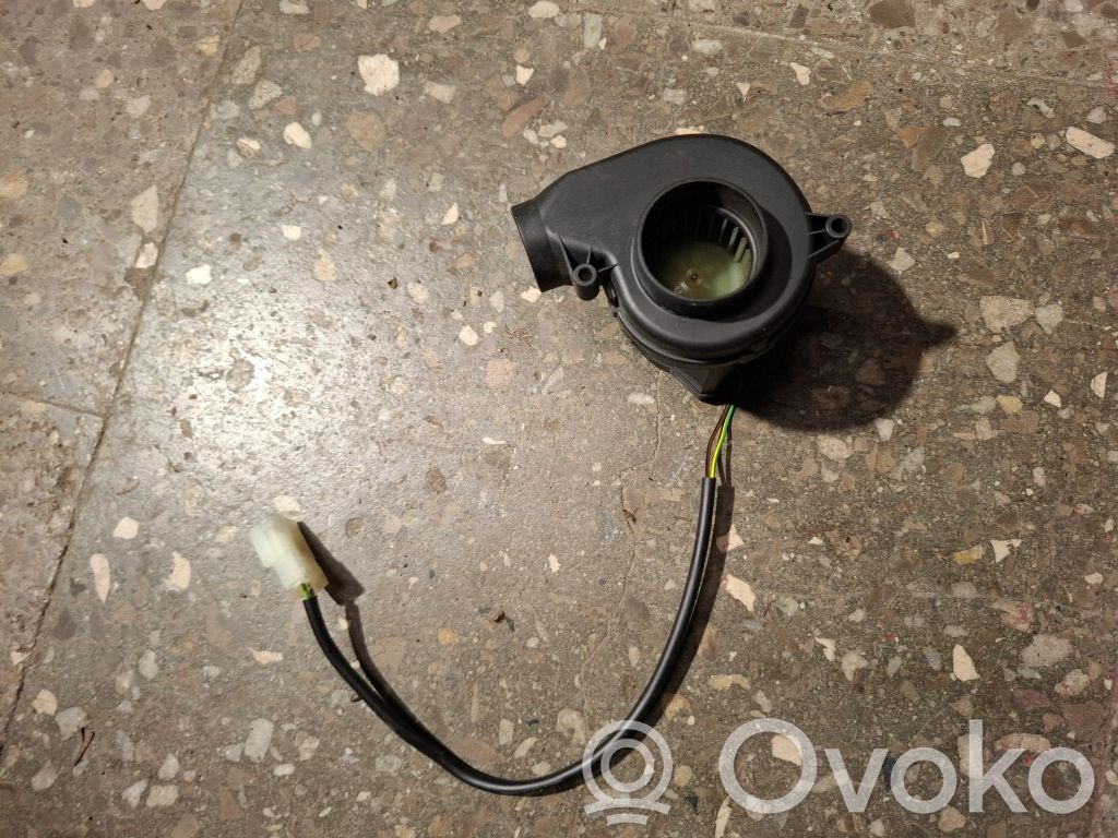 BMW 7 E65 E66 Engine control unit/module fan 
