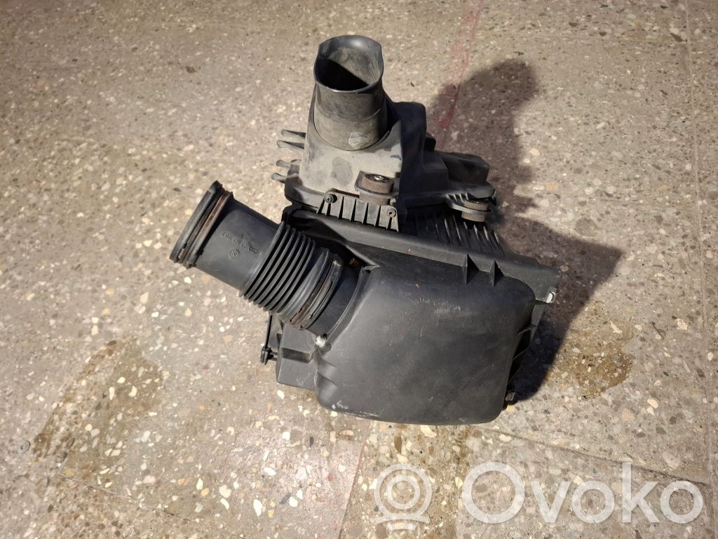 BMW 7 E65 E66 Luftfilterkasten 
