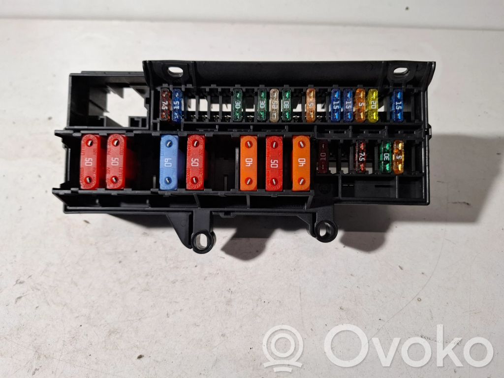 BMW 7 E65 E66 Fuse module 