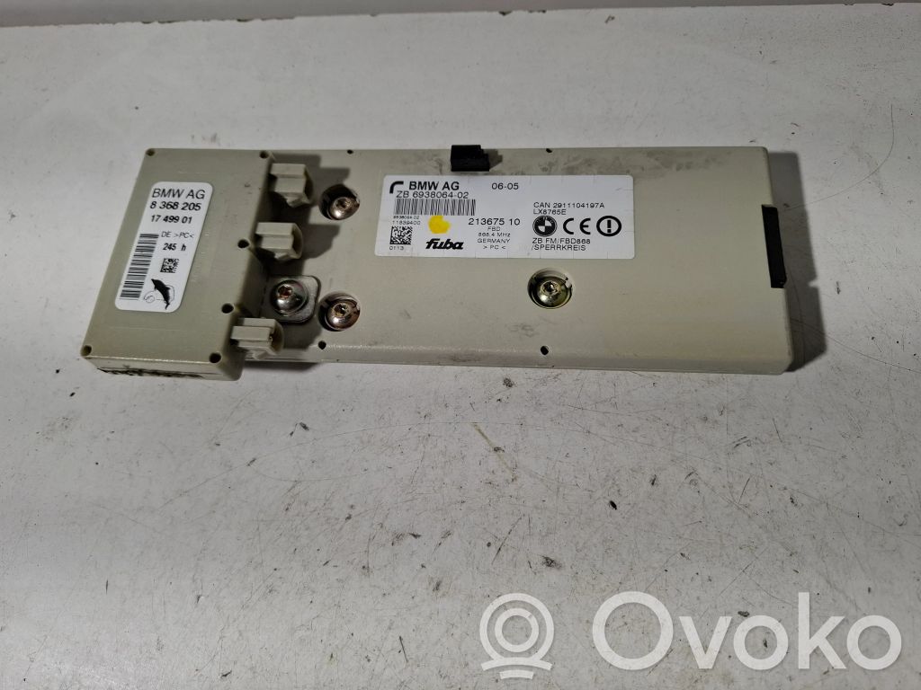 BMW 7 E65 E66 Aerial antenna amplifier 