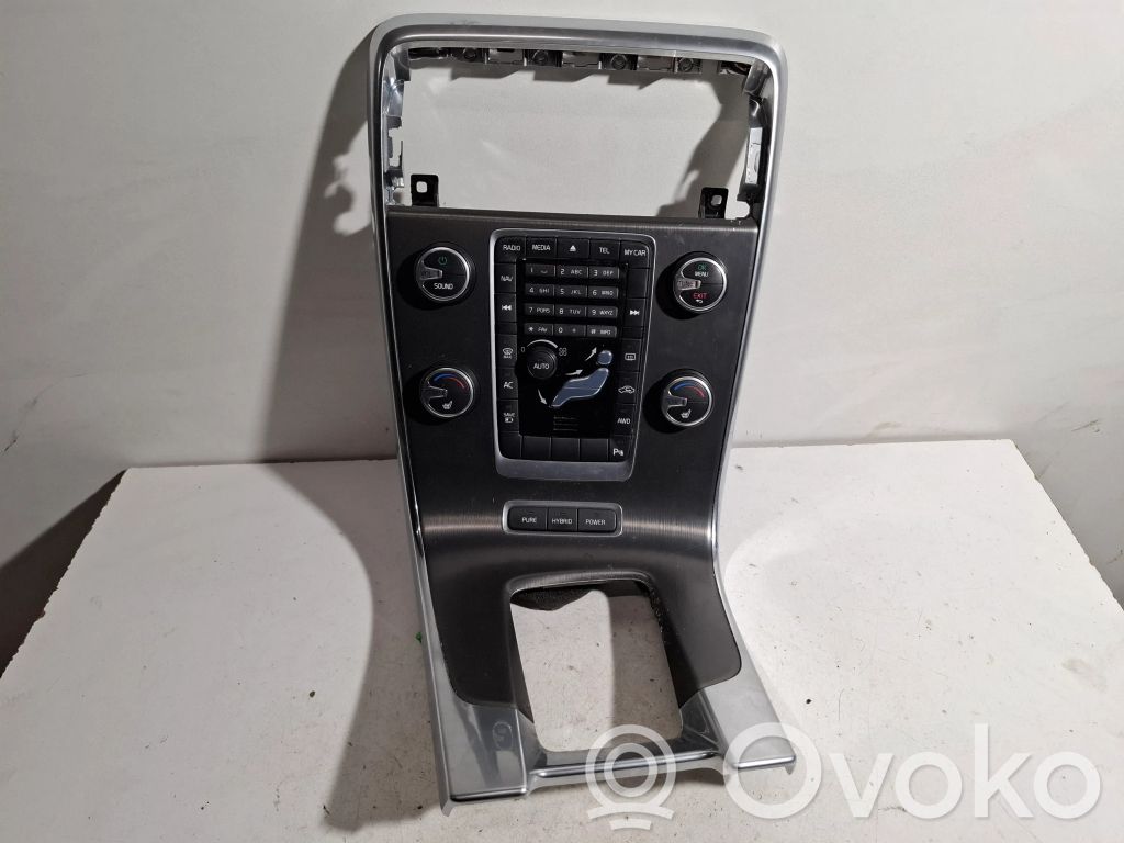 Volvo V60 Central console control unit 