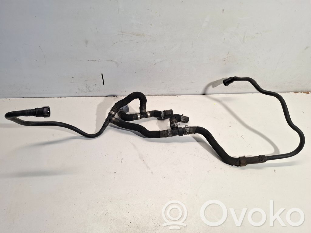 Volvo V60 Engine coolant pipe/hose 