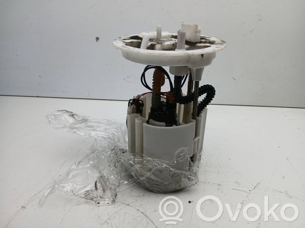 Volvo V60 Bomba interna de combustible 