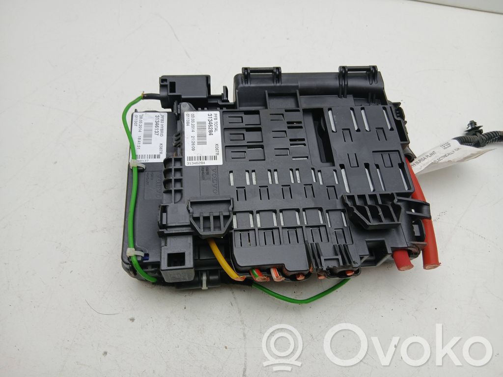 Volvo V60 Fuse module 