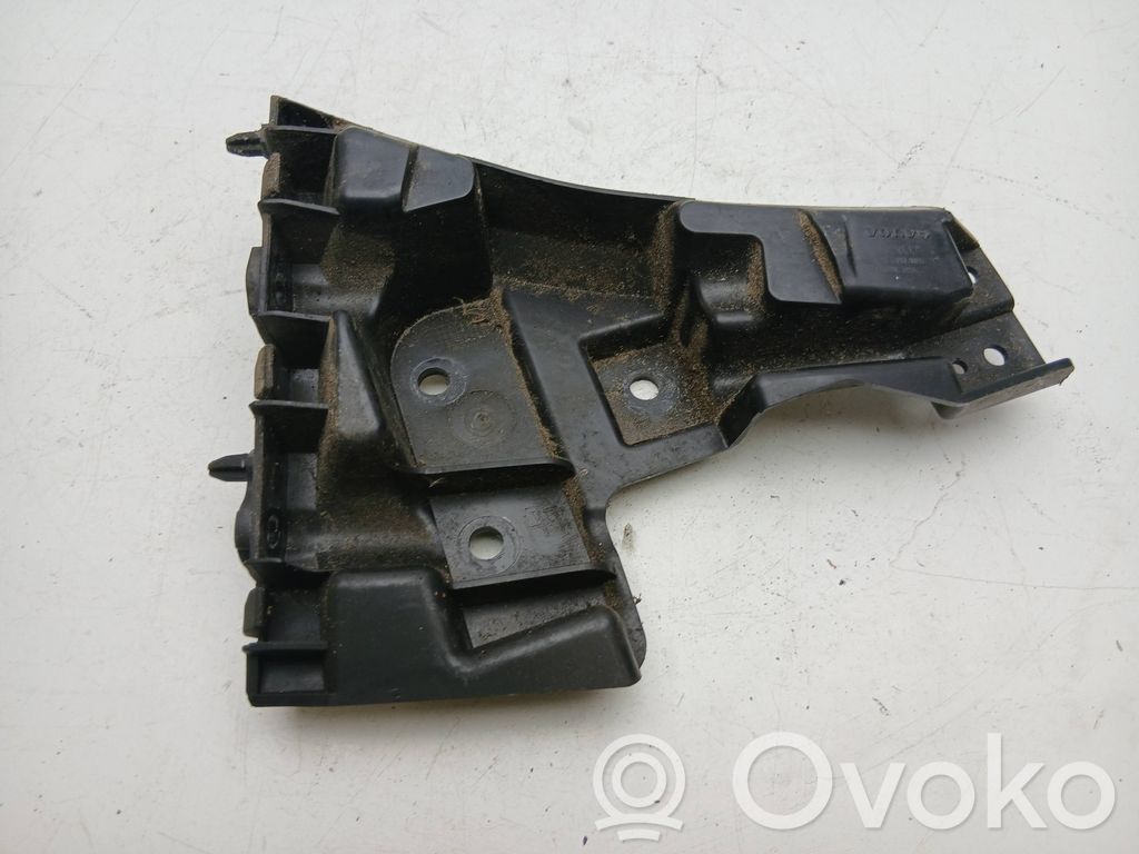 Volvo V60 Front bumper mounting bracket 