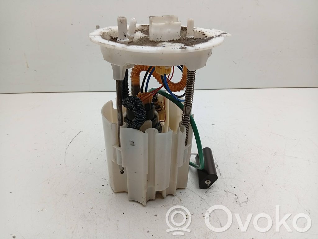 Volvo V60 Bomba interna de combustible 
