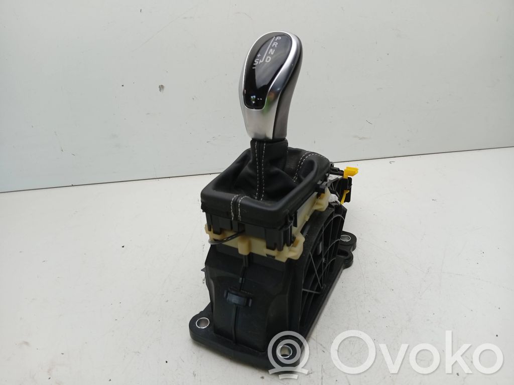 Volvo V60 Gear shifter/selector 