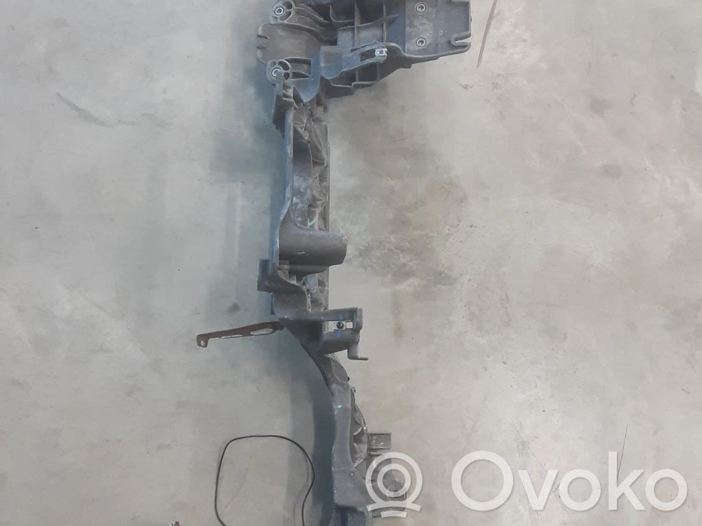 Auton tuhkakuppi   9141042