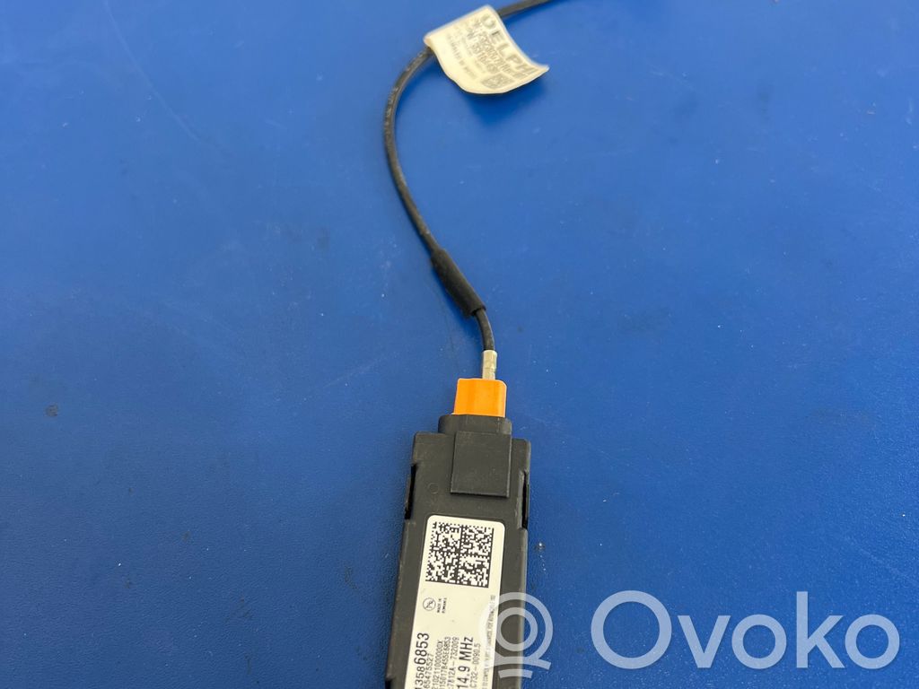 Cadillac ATS Door central lock control unit/module 