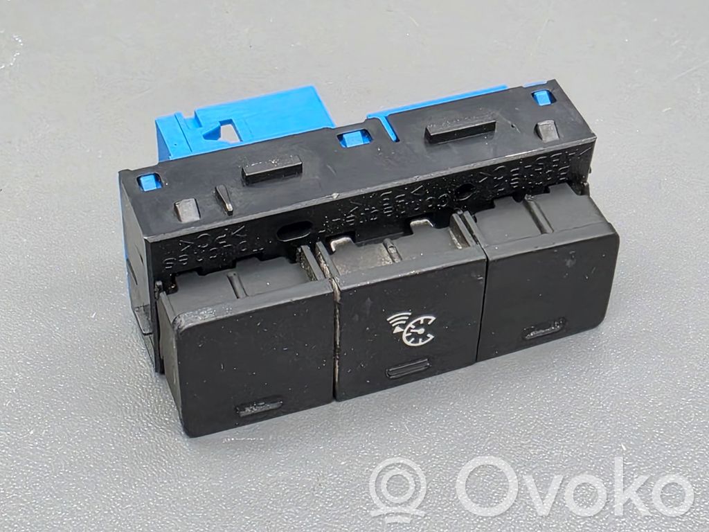 Cruise control switch   03065450,96546664XT