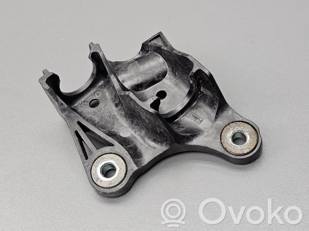 Ford Fiesta Gear shift cable bracket 