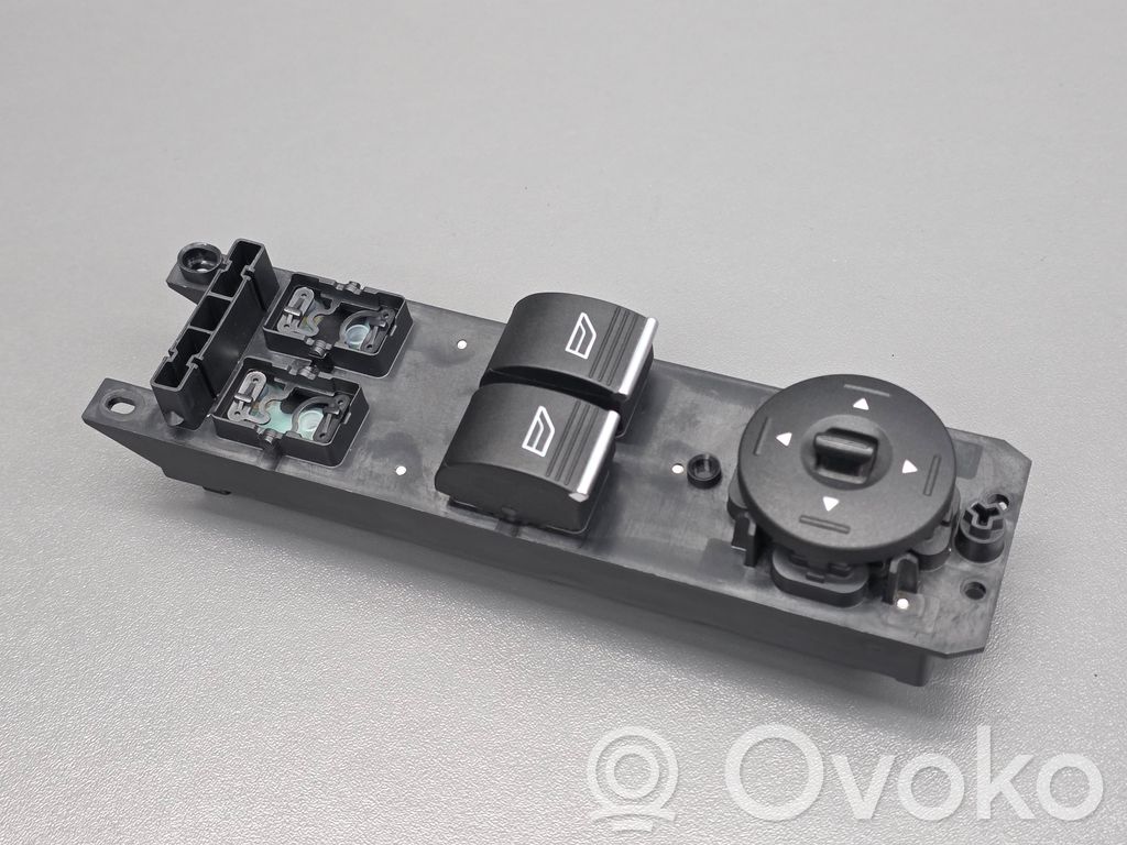 Ford Fiesta Electric window control switch 