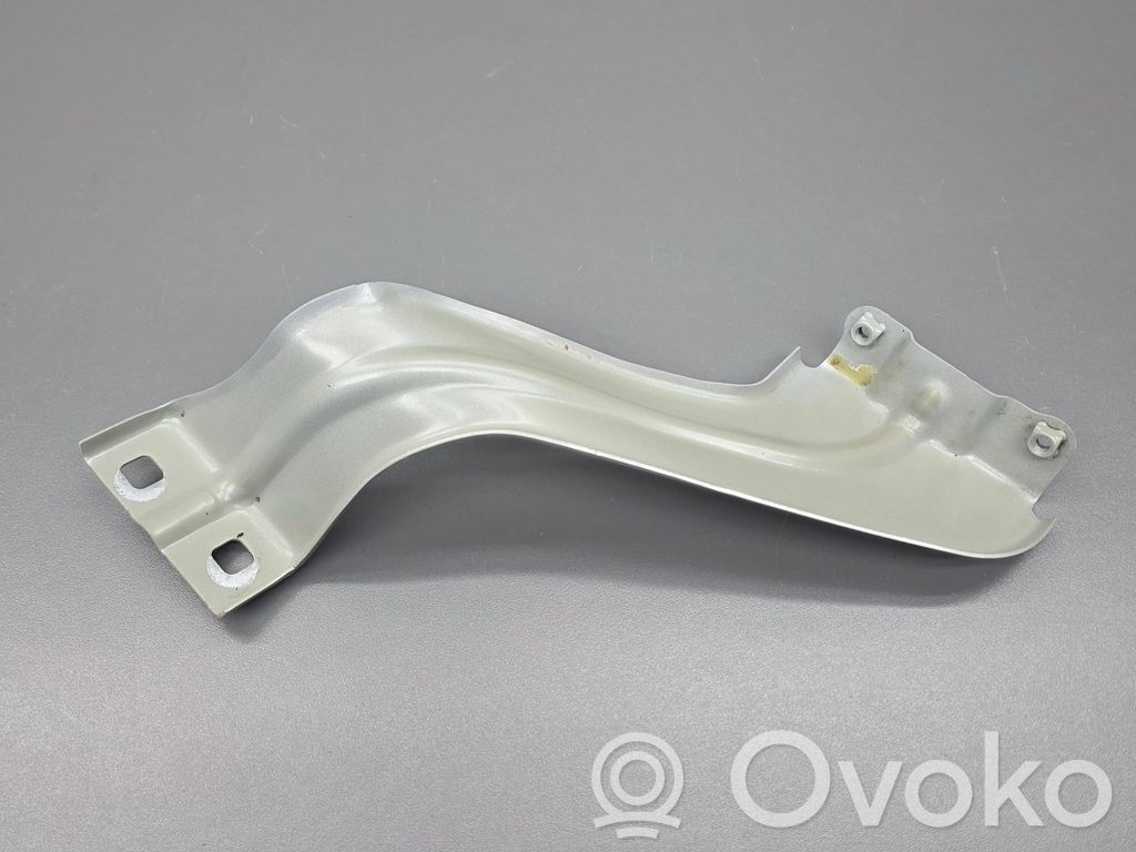 Audi Q3 F3 Fender mounting bracket 