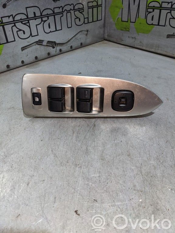 Electric window control switch   CB8166350,CB8166350