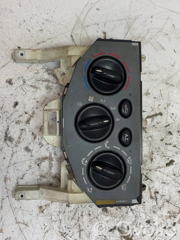 Opel Vivaro Climate control unit 