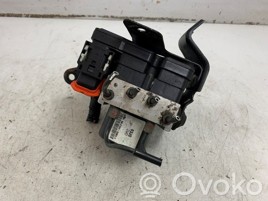 Suzuki Swift I ABS Pump 