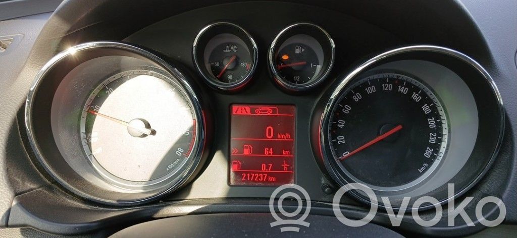 Opel Insignia A Vitezometru (grup de instrumente) 