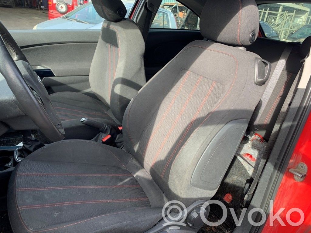 Opel Corsa D Cinturón delantero 
